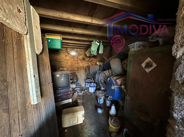 Image No.18-3 Bed House for sale