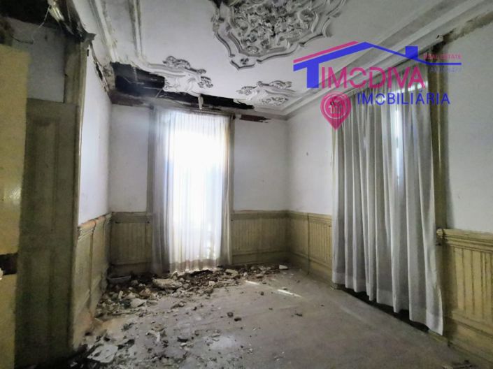 Image No.11-4 Bed House for sale