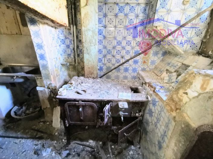 Image No.13-4 Bed House for sale