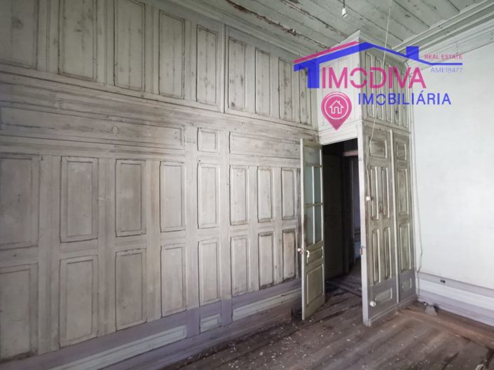 Image No.16-4 Bed House for sale