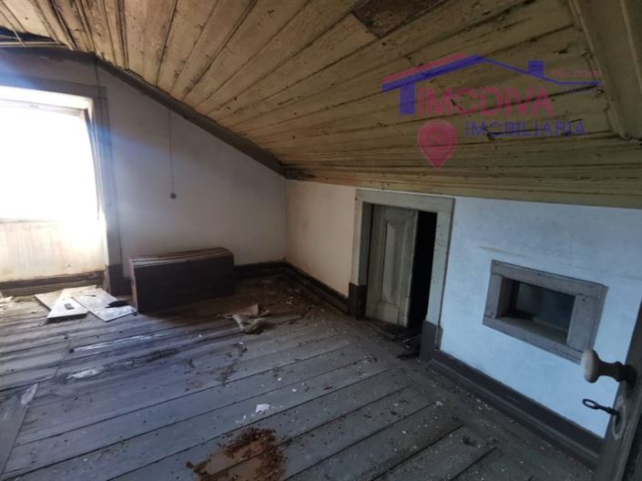 Image No.21-4 Bed House for sale