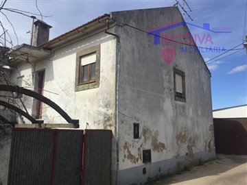 1 - Sertã, House