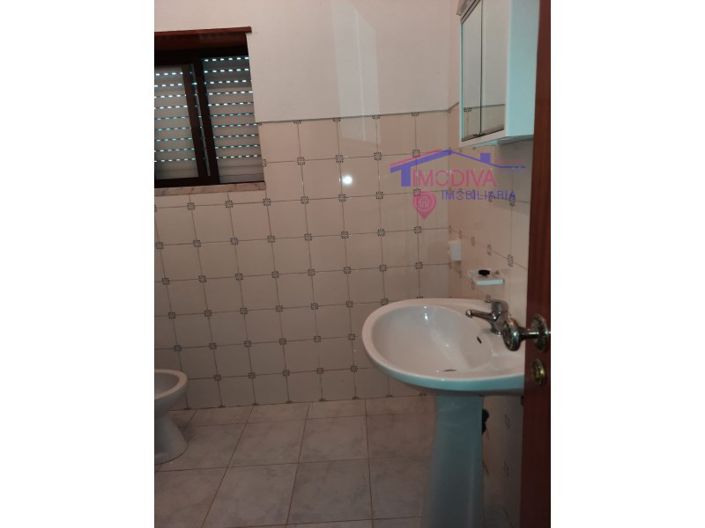 Image No.15-5 Bed House for sale