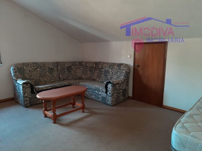 Image No.28-5 Bed House for sale