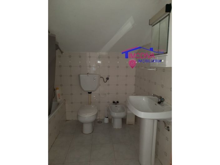 Image No.32-5 Bed House for sale