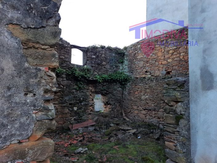 Image No.11-Ferme de 2 chambres à vendre à Castanheira de Pêra