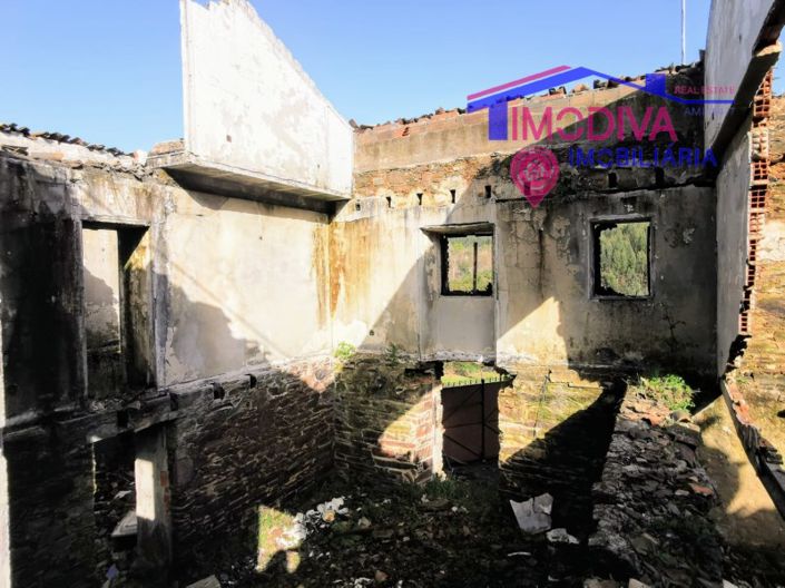 Image No.10-2 Bed House for sale