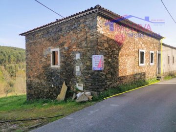 1 - Castanheira de Pêra, Maison