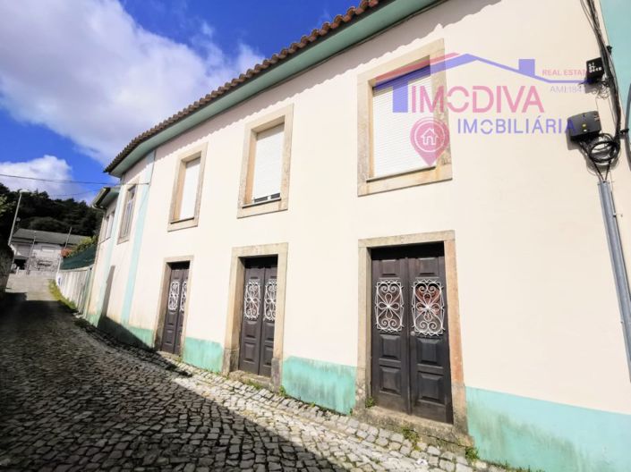 Image No.1-Maison de 3 chambres à vendre à Figueiró dos Vinhos