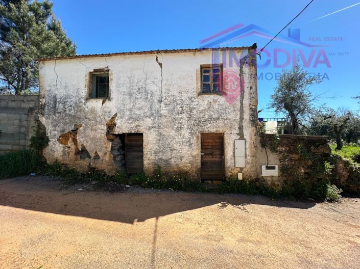 Image No.4-2 Bed House for sale