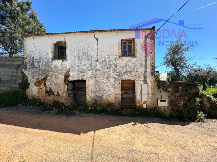 Image No.10-2 Bed House for sale