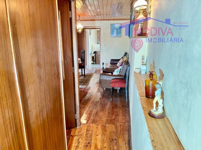 Image No.14-4 Bed House for sale