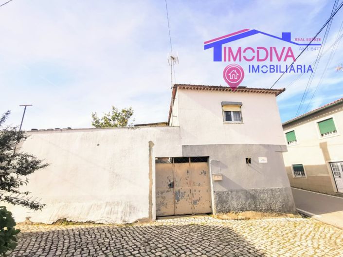 Image No.4-4 Bed House for sale