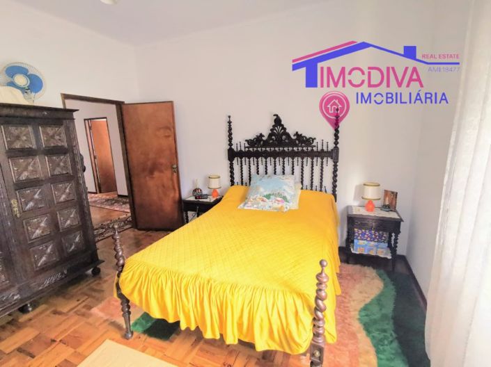 Image No.19-4 Bed House for sale