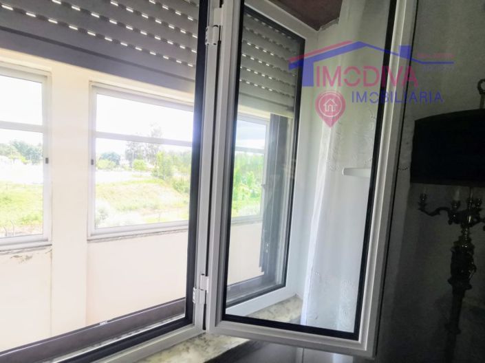 Image No.20-4 Bed House for sale