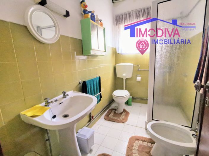 Image No.29-4 Bed House for sale