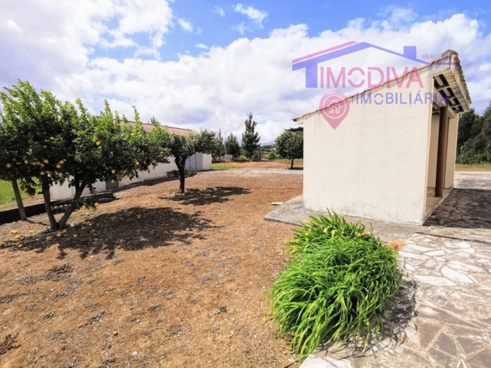 Image No.38-4 Bed House for sale