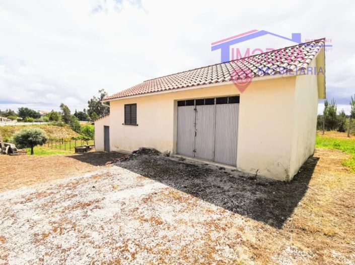 Image No.40-4 Bed House for sale