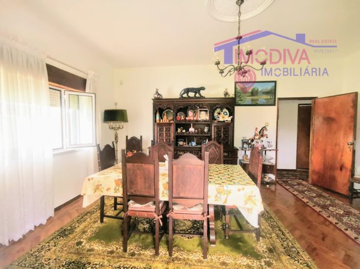 Image No.6-4 Bed House for sale