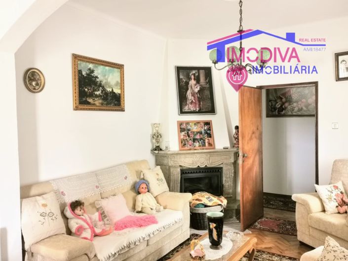 Image No.9-4 Bed House for sale