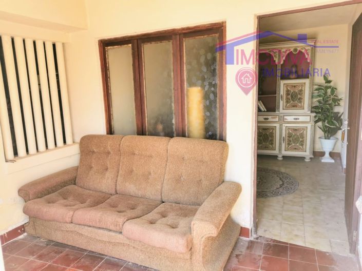 Image No.19-3 Bed House for sale