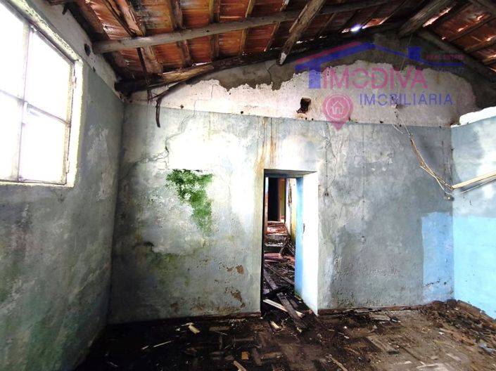 Image No.9-5 Bed House for sale