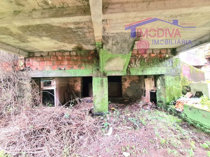 Image No.6-2 Bed House for sale