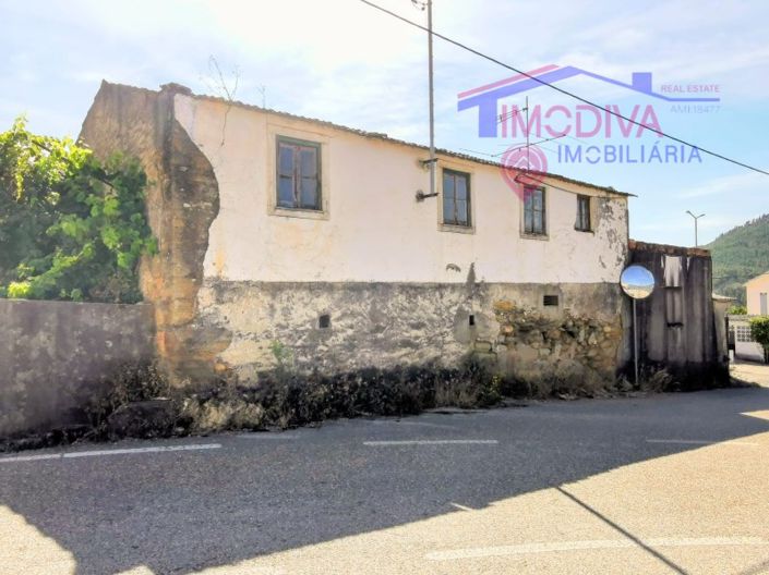 Image No.1-5 Bed House for sale