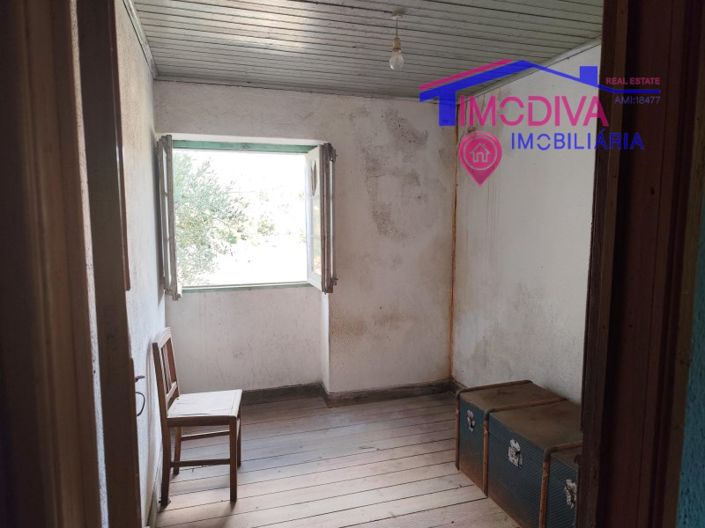 Image No.12-2 Bed House for sale