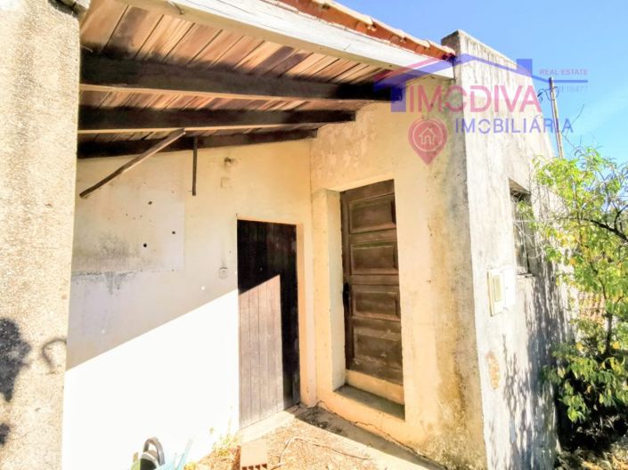 Image No.8-2 Bed House for sale