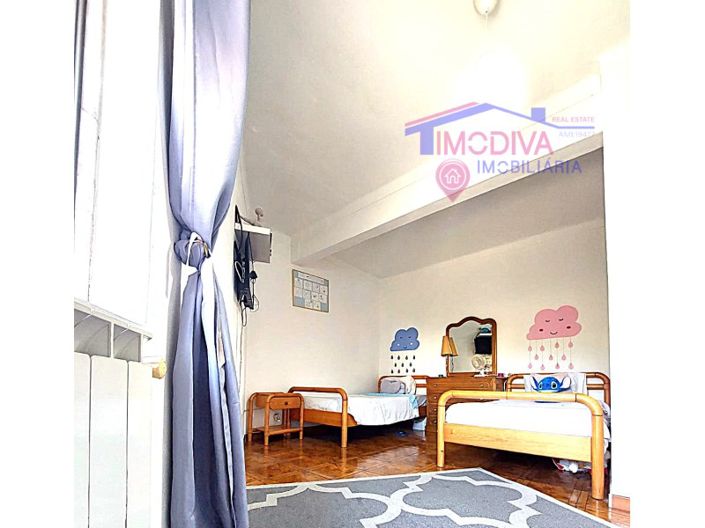 Image No.13-4 Bed House for sale