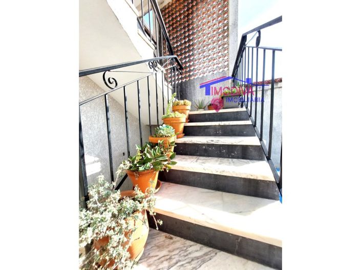 Image No.19-4 Bed House for sale