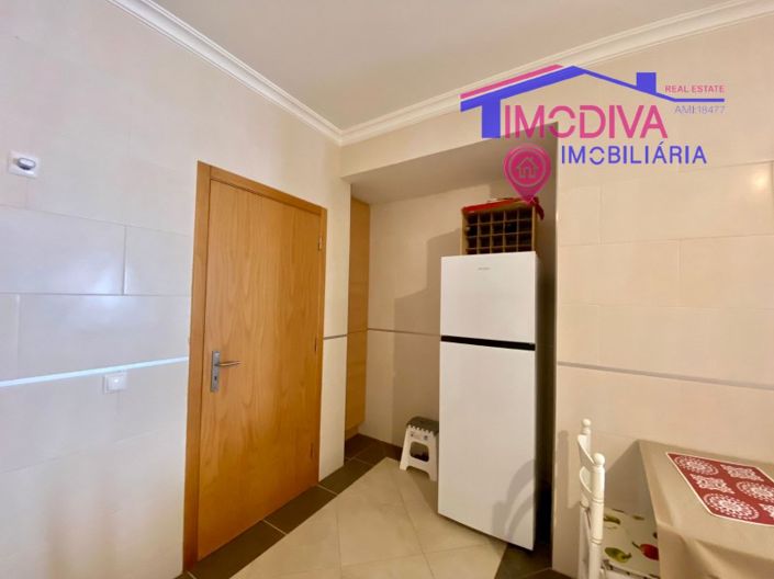 Image No.12-4 Bed Farmhouse for sale