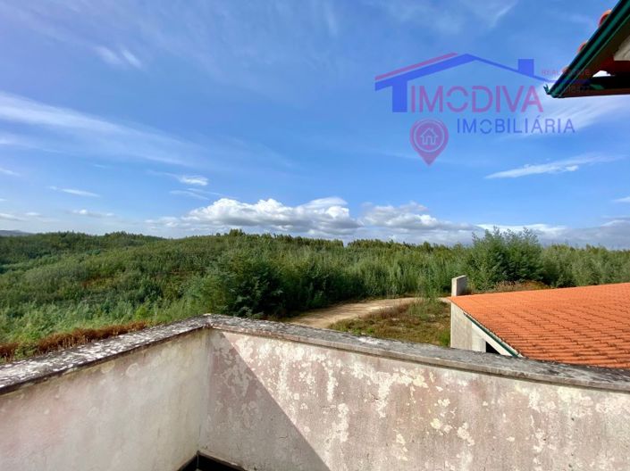 Image No.24-4 Bed Farmhouse for sale