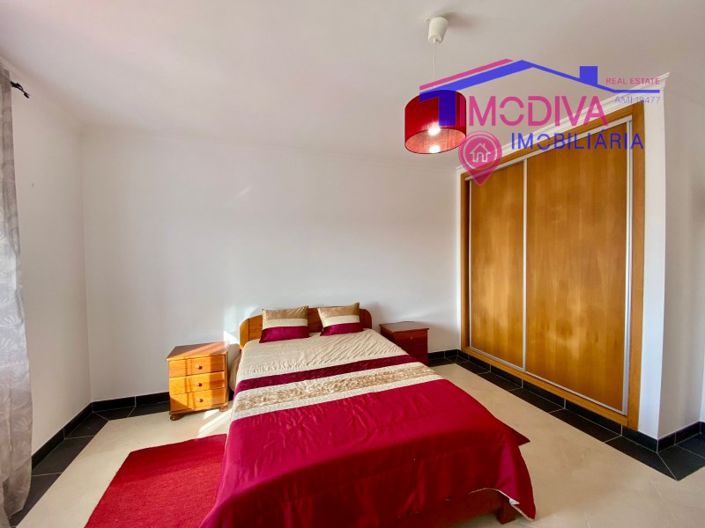 Image No.28-4 Bed Farmhouse for sale