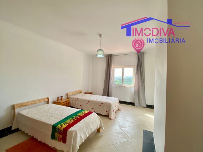 Image No.30-4 Bed Farmhouse for sale