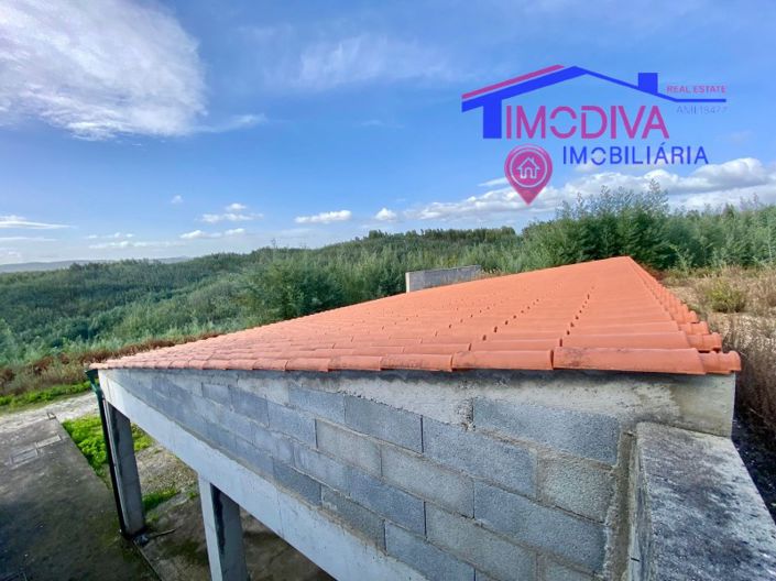 Image No.51-4 Bed Farmhouse for sale