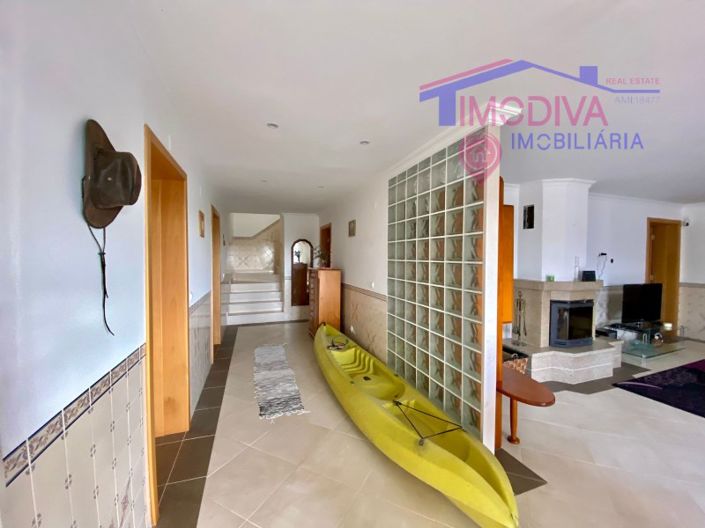 Image No.6-4 Bed Farmhouse for sale