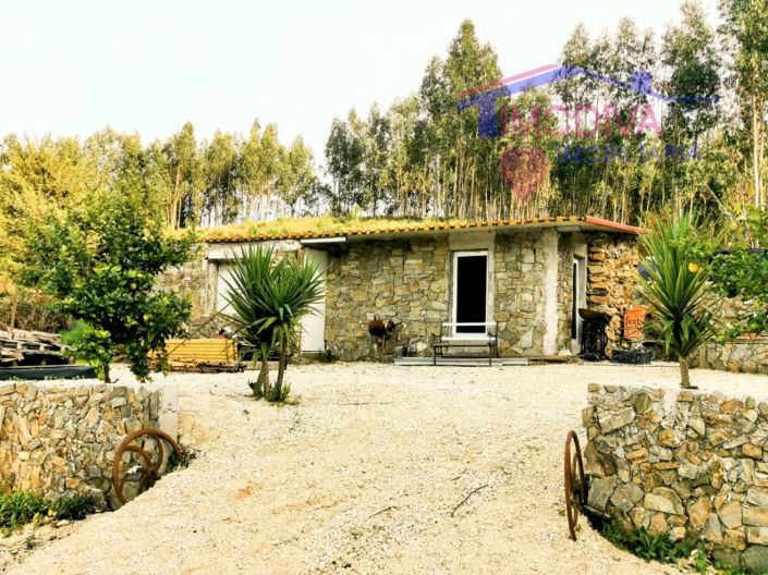 Image No.1-Terrain à vendre à Figueiró dos Vinhos