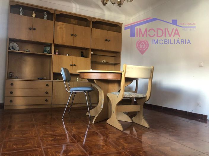 Image No.5-3 Bed House for sale