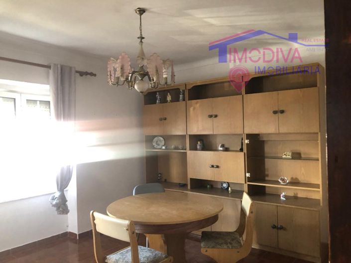 Image No.7-3 Bed House for sale