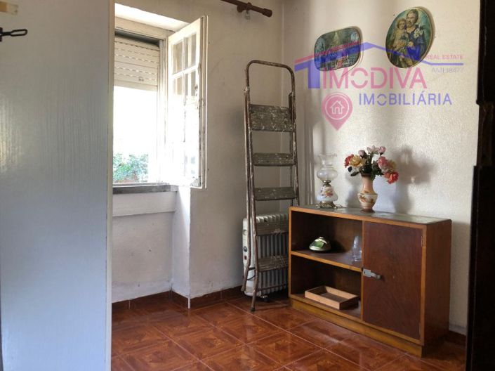 Image No.9-3 Bed House for sale