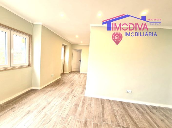 Image No.30-3 Bed House for sale