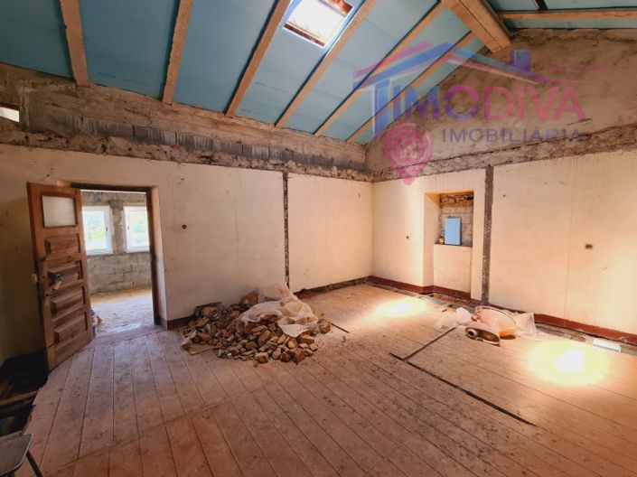 Image No.15-3 Bed House for sale