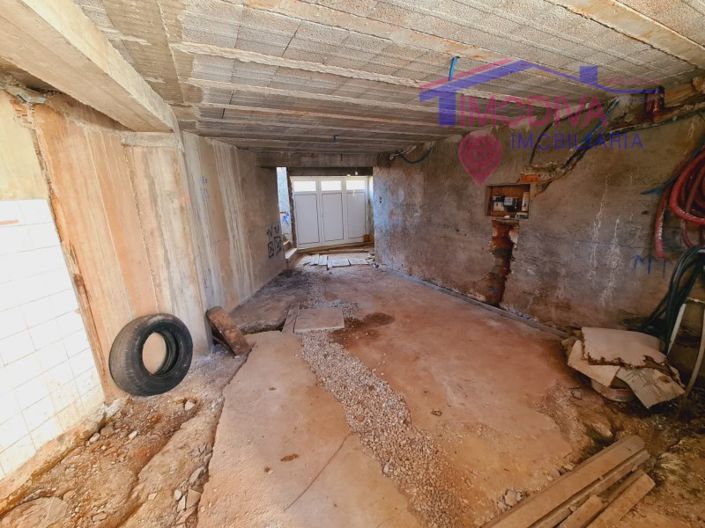 Image No.3-3 Bed House for sale