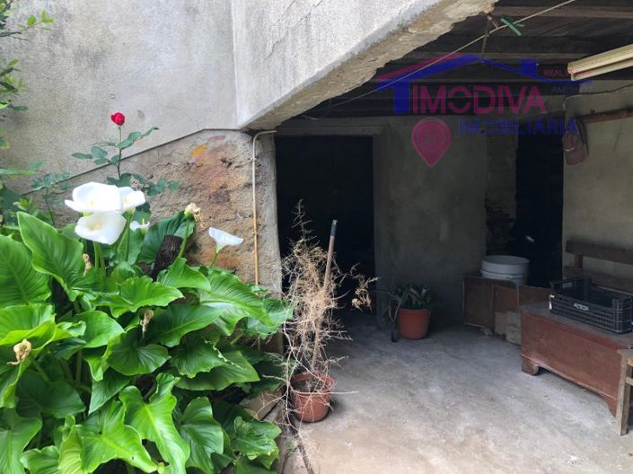 Image No.18-2 Bed House for sale