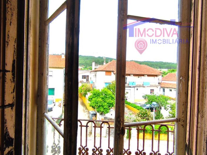 Image No.32-8 Bed Farmhouse for sale