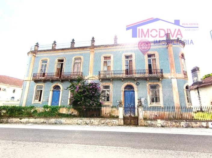 Image No.3-8 Bed Farmhouse for sale