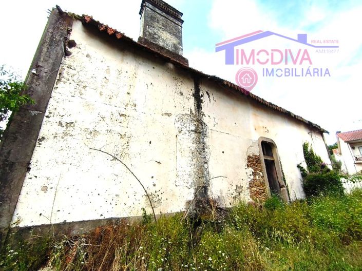 Image No.51-8 Bed Farmhouse for sale