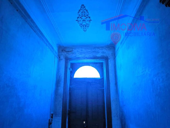 Image No.8-8 Bed Farmhouse for sale